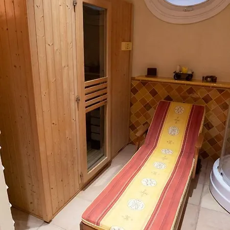 Giulia Sauna E Relax Appartamento Fermo
